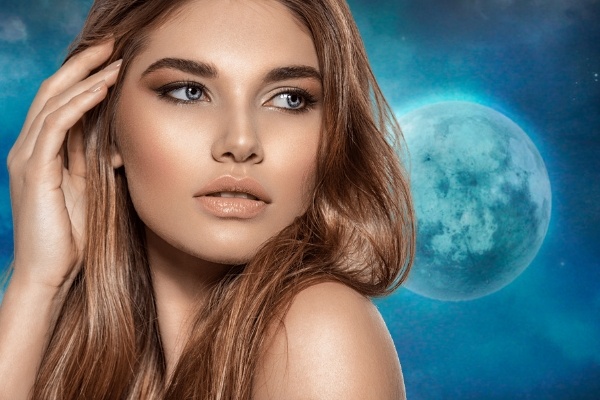 A Kiss for a Kiss by Helena Hunting Read Now