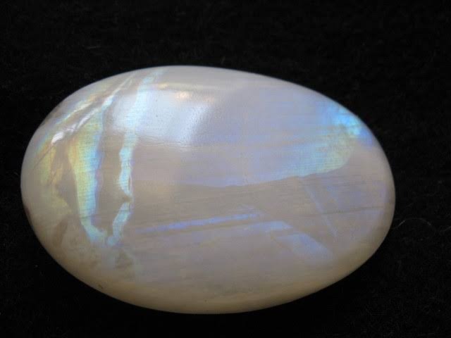 spirit wolf moonstone