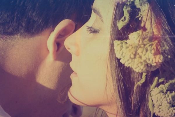 My Ex-Boyfriends Fell In Love With Me- Hana and Theo