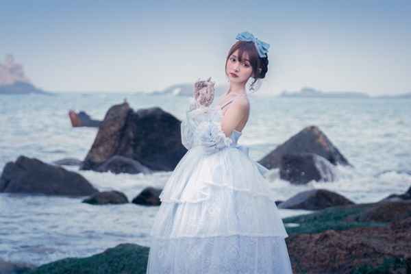 The President Is Being Shameless Again Characters