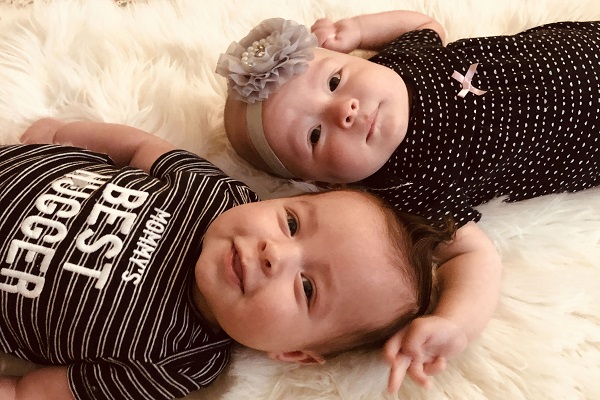 twins-in-her-womb-sir-president-please-be-gentle