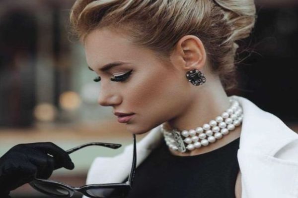 Baby Alliance: Helping Daddy Get A Rich Mommy Selena