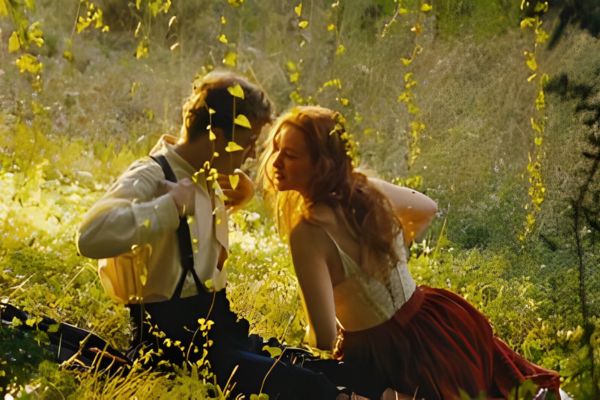 Ayakashi Triangle Enredo Principal