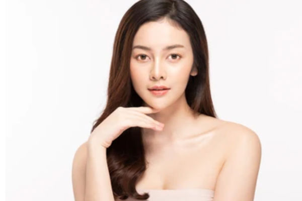 Love in the Limelight: Astrid