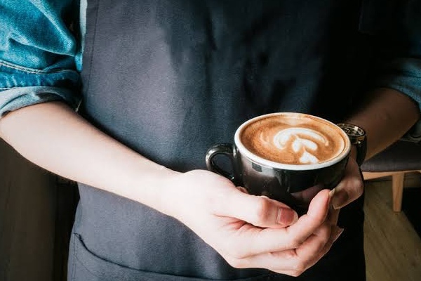 Hot Chapters of The Little Brat’s Sweet And Sassy