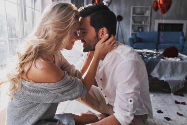 The CEO’s Hidden Love: Midnight Temptations And Deep Desires by Lyra Hamilton